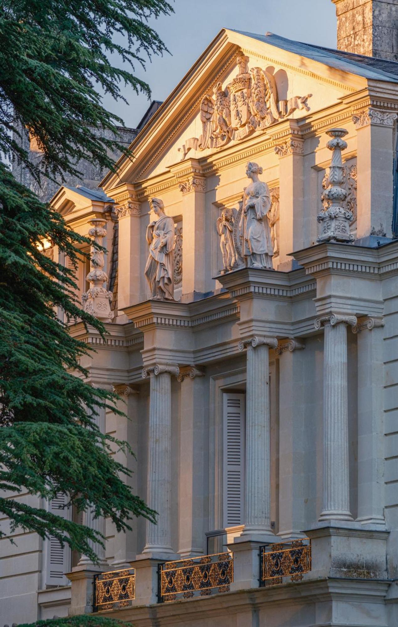 Chateau De Rochecotte Saint-Patrice Bagian luar foto