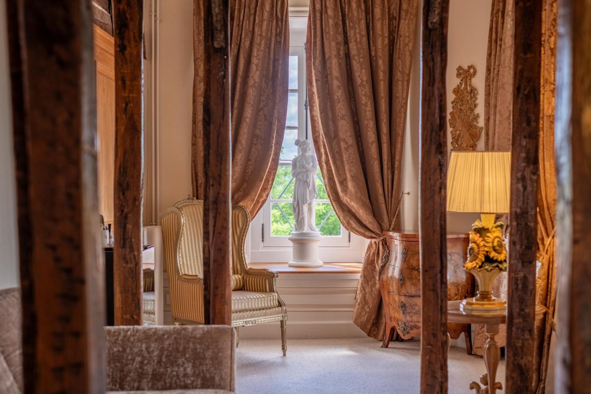 Chateau De Rochecotte Saint-Patrice Bagian luar foto